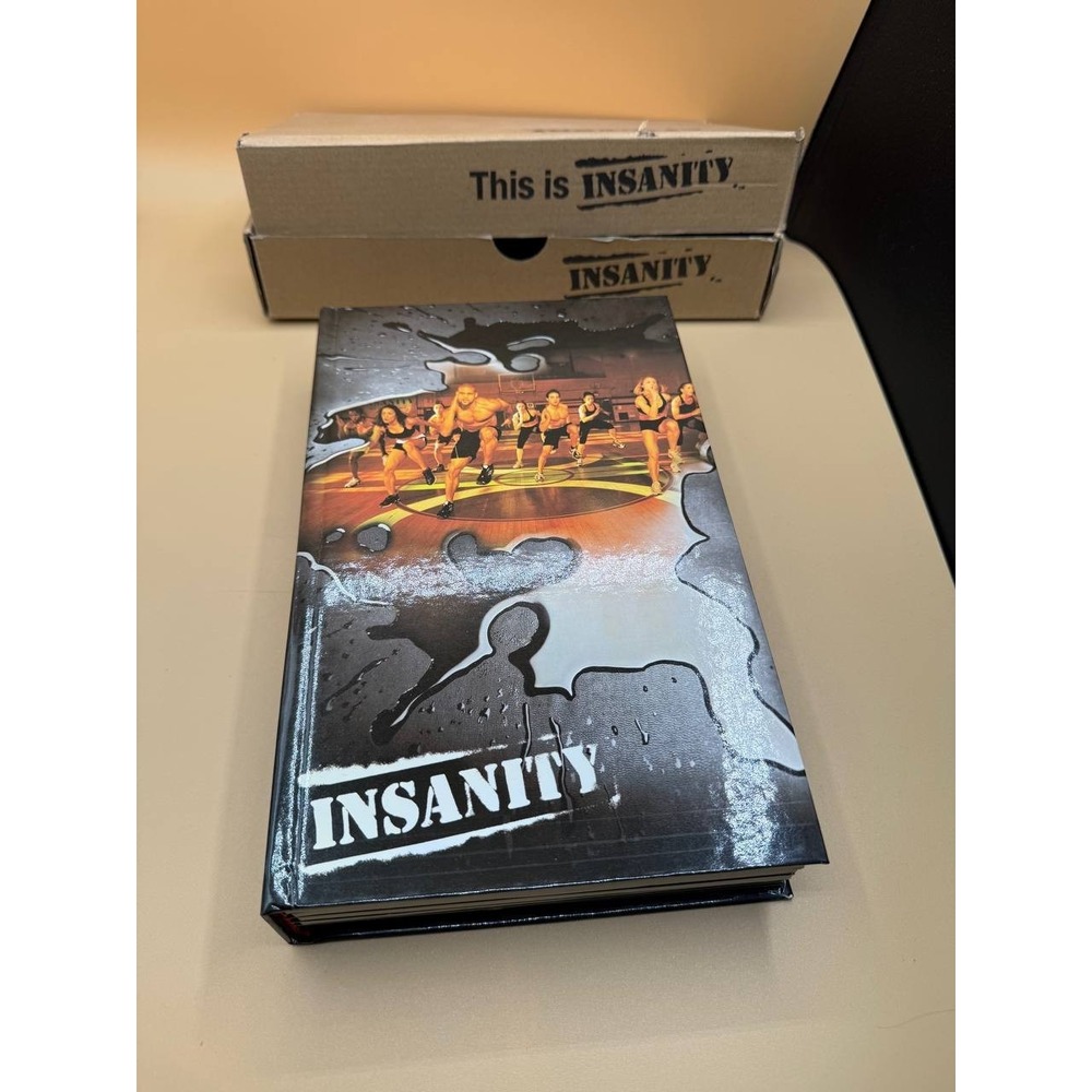 Beachbody Insanity Base Kit DVD Workout - Cardio & Max Recovery Shaun T. W/ Box